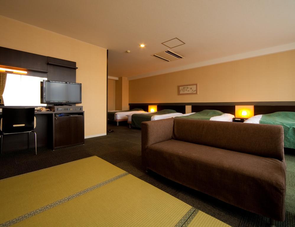 Hotel Aile Бепу Екстериор снимка